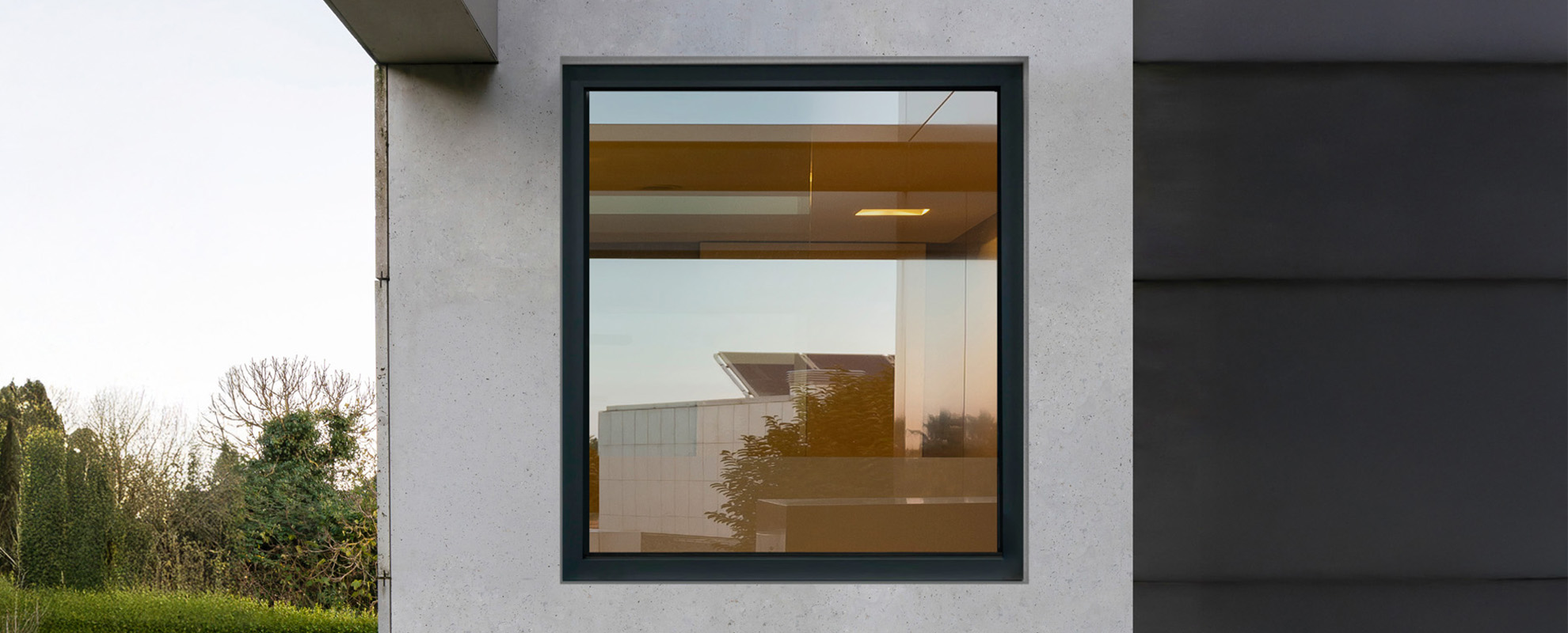 Contact form multimedia