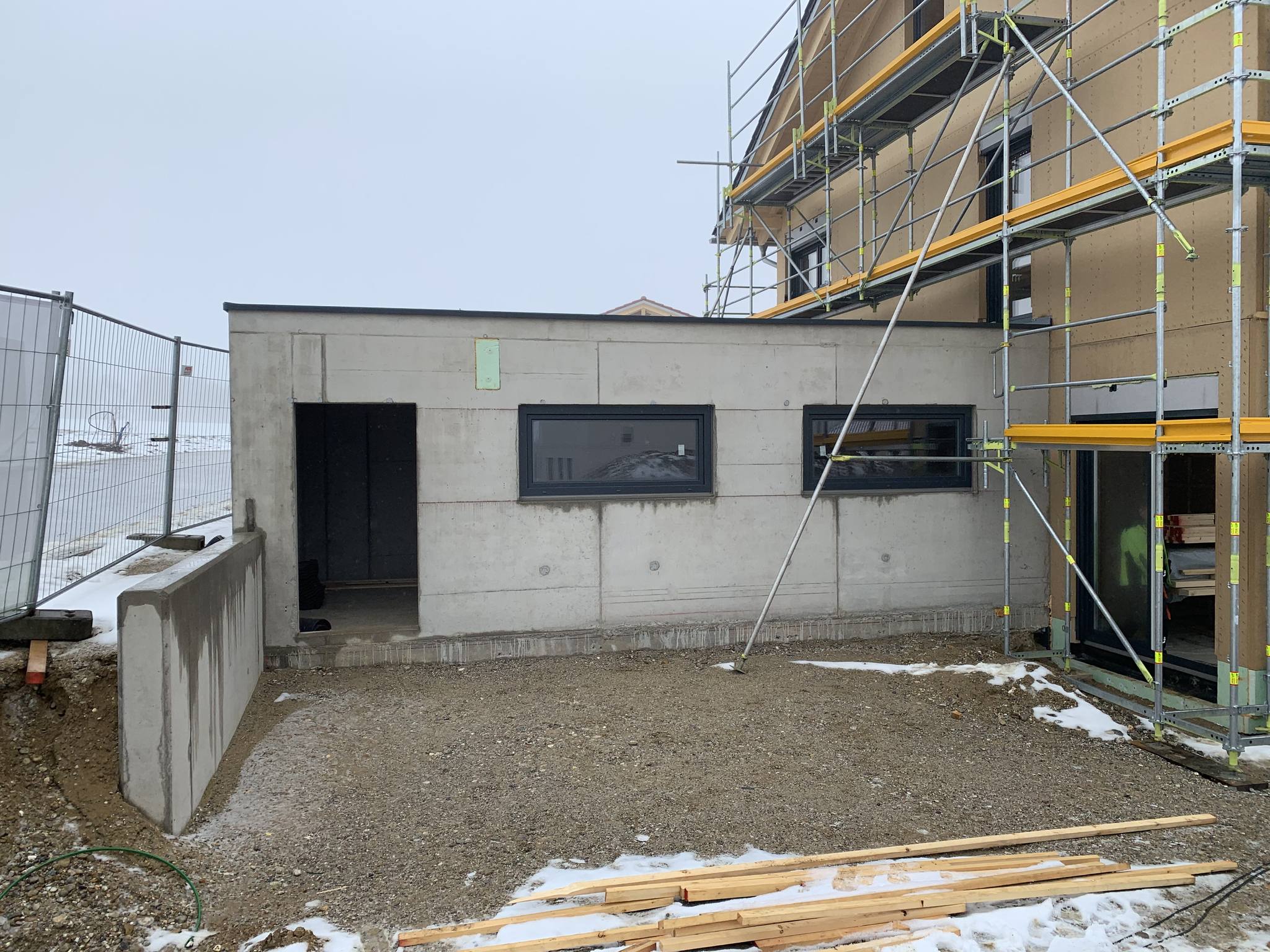 492195832_1233019385493956_2728561778172403085_n